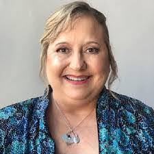 Gayle Elder's Instagram, Twitter & Facebook