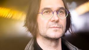 Lisa Oldenburg's Instagram, Twitter & Facebook