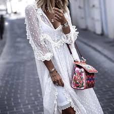 Estilo Hippie Chic Todo Lo Que Necesitas Para Lograrlo Esta Primavera Verano 2019 Estilo Hippie Chic Ropa Hippie Mujer Ropa Hippie