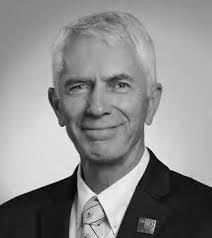 Janice Maki's Instagram, Twitter & Facebook