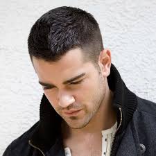 Idées de coupes de cheveux homme qui ont passé l'épreuve du temps. 1001 Idees Coiffure Homme Court A Vos Marques Coupez