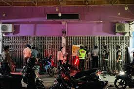Apa hukum menaruh mushaf di saku dalam depan atau belakang celana atau pakaian secara umum? Kyoaw5mcvcud7m