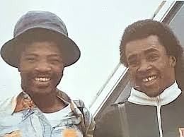 Knuckles and Gloves Boxing Radio