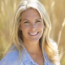 Mandi Morgan, MA, M.Ed, LMFTA