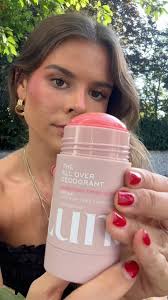 The Witcher's Freya Allan, Anya Chalotra and Joey Batey Play Most Likely To 