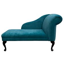 Only the royals, bureaucrats and those belonging to the upper class during the 16th and 17th century could afford and had the privilege of using them. 45 Chaise Longue Lounge Sofa Seat Chair Teal Danza Fabric Queen Anne Uk Ebay