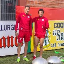 Jugó en river, boca, independiente, campeón de la copa américa 93, titular en el mundial 94. Luis Fernando Caceres Posts Facebook