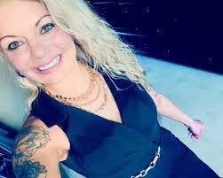 Noemi Jackson's Instagram, Twitter & Facebook