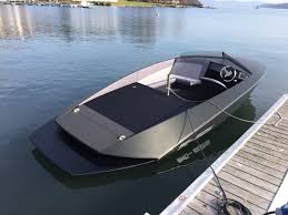 Darf Ich Vorstellen Unser Neues Modell Ein K 625 Skimachine Mit Torqeedo Deep Blue 80i Elektroantrieb Motorboote Yacht Design Luxusjacht