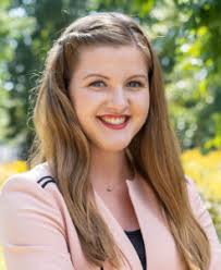 UNK Alumni Association honors four students with Outstanding Senior Award