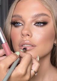 Ariane Stein (airbitch)