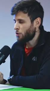 ❌ MÝTUS VYVRÁTENÝ! Ak si myslíš, že stojka je len pre top atlétov, môžeme  tento mýtus rovno vyhodiť! 🗑️ Stojka je zručnosť, ktorú sa môže naučiť  každý, kto je ochotný venovať tomu čas a tréning. Nie ...