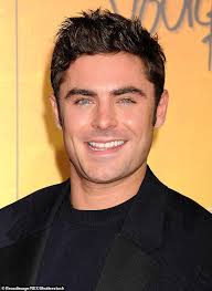 This is a video about zac efron's face in 2020. I 2um9r7dkwdm
