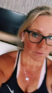 Michelle Larrimore's Instagram, Twitter & Facebook