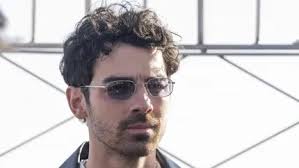 La metedura de pata de Joe Jonas que pone en jaque a Disney y el perdón que  se ha visto obligado a lanzar: "Lo siento..."