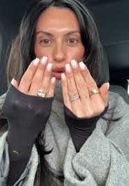 Dunkelrot French Nails