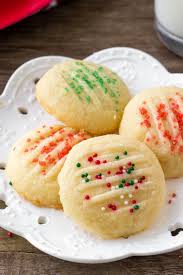 I defy you to think of christmas without cookies. Whipped Shortbread Cookies Just So Tasty