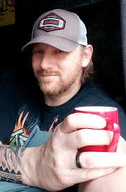 Sitting in my work garage enjoying my last few minutes of peace! Enjoy the  weekend everyone ☕️