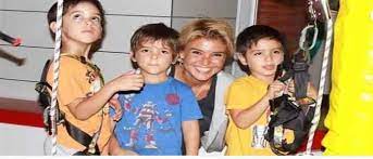 İlkay buharalı, gülben ergen'in sözlerini okurken göz. Gulben Ergen Ile Ilgili Tum Bilinmeyenler Icerikyazar Com