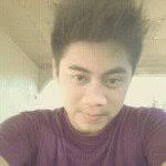 Christopher Farinas's Instagram, Twitter & Facebook