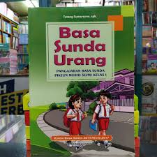 Materi yang akan kami bagikan adalah materi pelajaran dalam bentuk pdf yang terdiri dari semester 1 dan semester 2. Buku Basa Sunda Urang Kelas 1 Sd Pelajaran Bahasa Sunda Lazada Indonesia