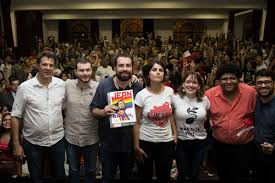 Jean wyllys (born jean wyllys de matos santos on march 10, 1974 in alagoinhas, bahia, brazil) is a brazilian lecturer, journalist and politician who rose to fame after winning the fifth season of big brother brasil. Reunida Em Apoio A Jean Wyllys A Esquerda Esquece Suas Divergencias Cartacapital