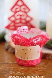 4 Easy Ways To Wrap Candles For Gifts