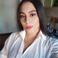 90+ "Laura Anaya" profiles