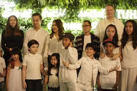Bunga citra lestari, joe taslim, aura kasih and others. Mengintip Kehidupan Anak Jalanan Lewat Film Surat Kecil Untuk Tuhan Kumparan Com