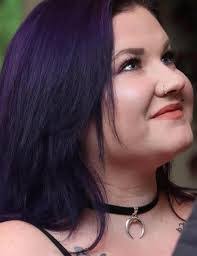 Tammy Roark's Instagram, Twitter & Facebook