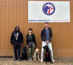 THE FIRST CLASS TO STUDY AT THE NEW CAMPUS