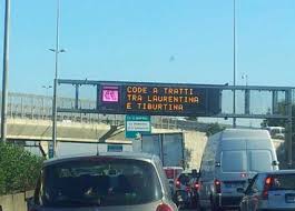 .e allora vieni con me, amore, sur grande raccordo anulare, che circonda la capitale, e nelle soste. Roma 79 Minuti Per 8 Chilometri Traffico Infernale Sul Raccordo Anulare Affaritaliani It