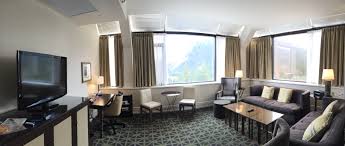 Bank of america financial center is located at 5803 fairmont pkwy pasadena, tx 77505. Fairmont Banff Springs One Bedroom Suite Review Points With A Crew