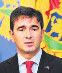 Tvrdi da je preko familije kontaktirao sa novinarom