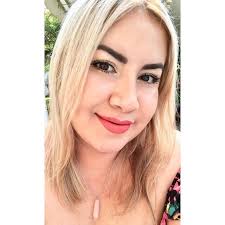 Angela Casas✨ (@gelacasas) • Threads, Say more