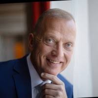 1197000+ "Martin From" profiles