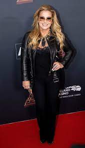In 1918, revolutionaries brutally murdered the last russian tsar and his family. Anastacia Picture 69 The Dutch Musical Awards Gala 2019