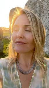 October is Breast Cancer Awareness month 🎀, To those who are currently  journeying through breast cancer, feel my hands reaching out to hold yours  now, at this very moment. You have the strength for ...