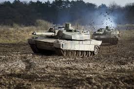 Leclerc main battle tank technical data sheet information description intelligence specifications identification pictures photos images france french army heavy armoured vehicle char de combat. Char Leclerc Chute De Mur Fatale Pour Bijou Technologique