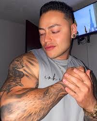 Nicolas Camacho's Instagram, Twitter & Facebook