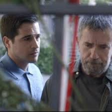 Κάνε ότι κοιμάσαι: Ο Νικόλας μαθαίνει τα πάντα για το παρελθόν της  Ευαγγελίας