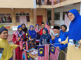 Begitu juga dengan sekolah ini, mempunyai agenda tersendiri bagi menyambut hari kemerdekaan ini. Sambutan Hari Kemerdekaan Di Tapak Sk Bandar Baru Selayang 2 Rasmi Facebook