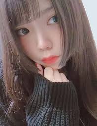 Princess cut) is a hairstyle consisting of long straight hair, blunt bangs, and sidelocks with blunt ends. 20 Hime Cut Styles Making The World Go Gaga