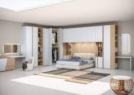 Il letto sopra l'armadio… abbiamo pensato a queste soluzioni di soppalco singolo e di castelli con armadio per risparmiare spazio e avere la possibilità di il letto sopra non è altissimo (il materasso a 100 cm di altezza), sotto al letto con una rete a doghe ortopedica, c'è la cabina armadio, comoda da. Armadio A Ponte Matrimoniale Uno In Arrivo Paoletti Mobili