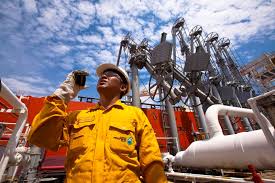 It is designed to handle 300,000 barrels of oil a day and 1.25 billion cubic feet (bcf) of gas a day. Sabah Oil And Gas Terminal Petro Global News