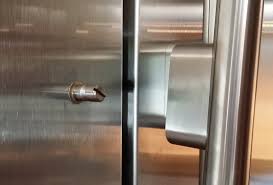 Follow instructions in the owner's manual whenever replacing parts on your lg appliance. How Do I Reattach A Subzero Refrigerator Door Handle Home Improvement Stack Exchange