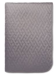 Our premium coverlet set is elegantly. Raso Quilted Collection Bellino