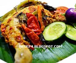 1 ekor ayam (potong jadi beberapa bagian ) 100 gr daun kemangi 10 buah cabe rawit merah (utuh ) 2 sdm minyak sayur daun pisang secukupnya untuk membungkus. Resep Pepes Ayam Sunda Pedas Resep Masakan Makan Malam Resep