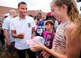 Nia ali is not married, yet so she does not have a husband. Sprinter De Grasse Launches Foundation At York Track Where He Was Discovered Timmins News