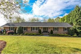 100 Fairway Dr Fort Mill Sc 29715 Home For Sale And Real Estate Listing Realtor Com With Images Fort Mill House Styles Building A House